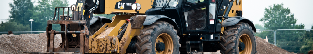 - TELESZKÓPOS RAKODÓK